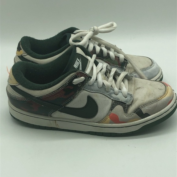 Nike Dunks Women's 7.5 Low SE Sail Multi Camo Lace Up Sneakers - Picture 3 of 6
